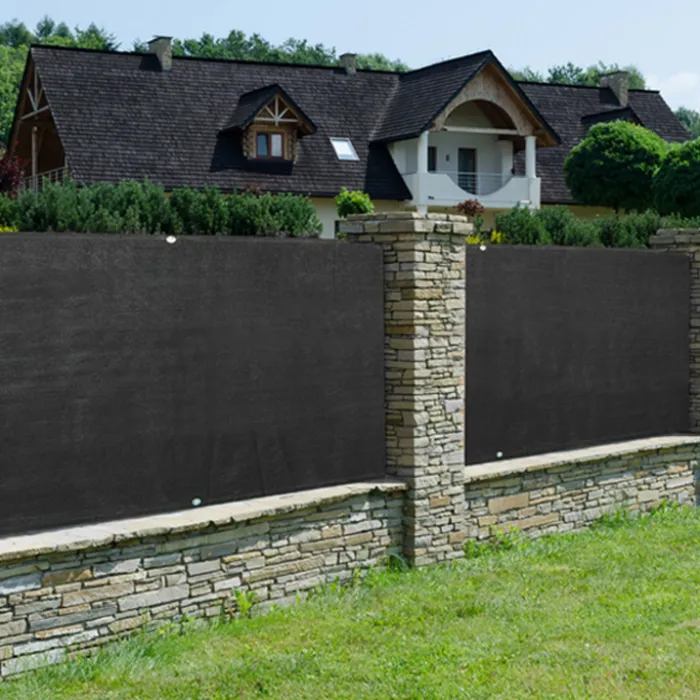 Brise vue noir 2 m x 10 m occultant 300 gr/m²