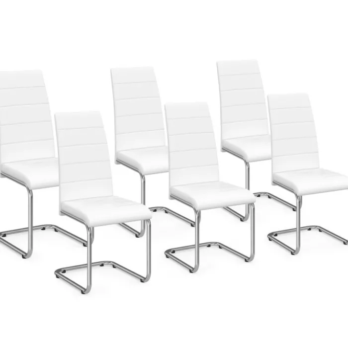 Chaises blanches de salle à manger