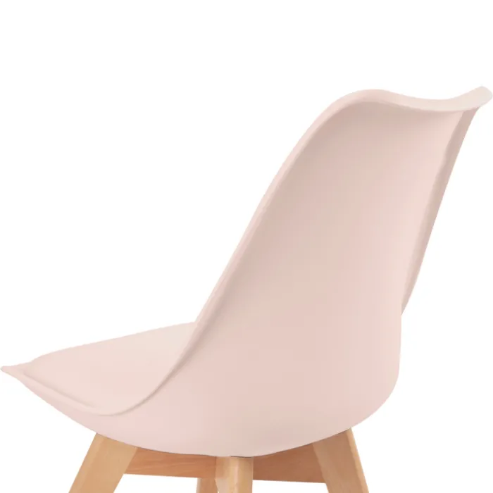 Chaises scandinaves mix color rose, blanc, gris, bleu