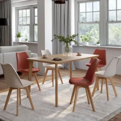 Chaises scandinaves terracotta et beige