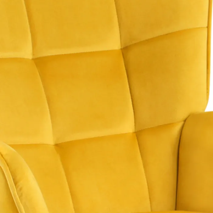Fauteuil en velours jaune style scandinave