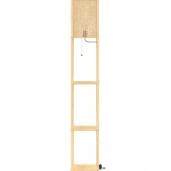 Lampadaire naturel en bois clair avec étagères et abat-jour carré effet cannage