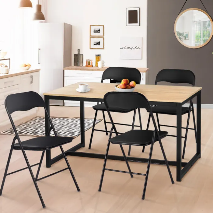 Lot de 4 chaises noires pliantes d’intérieur