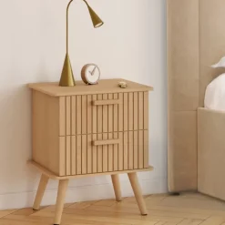Lot de 2 tables de chevet avec 2 tiroirs en lattes tasseau bois coloris chêne