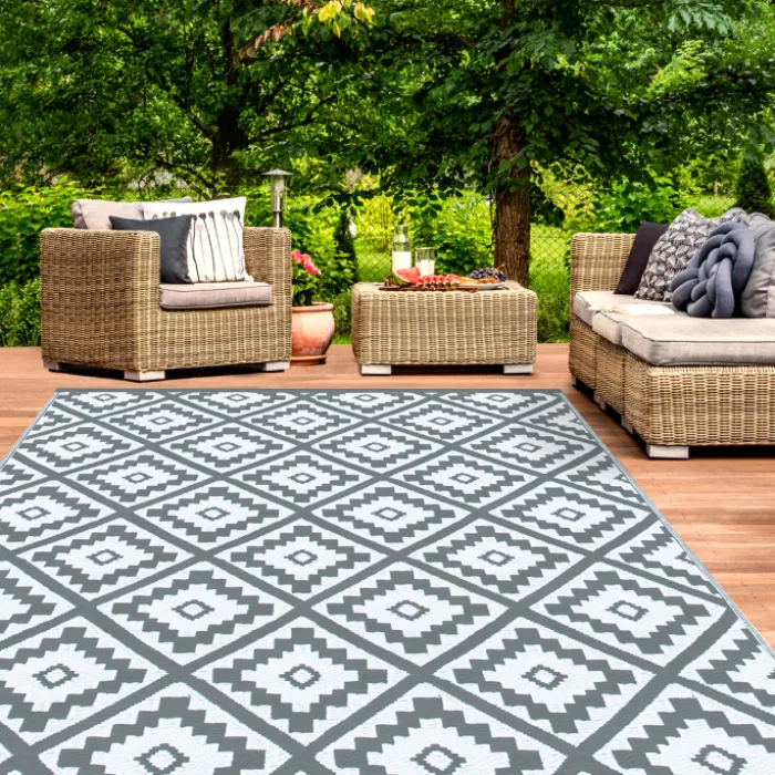 Tapis extérieur gris motifs géométriques 270 x 370 cm