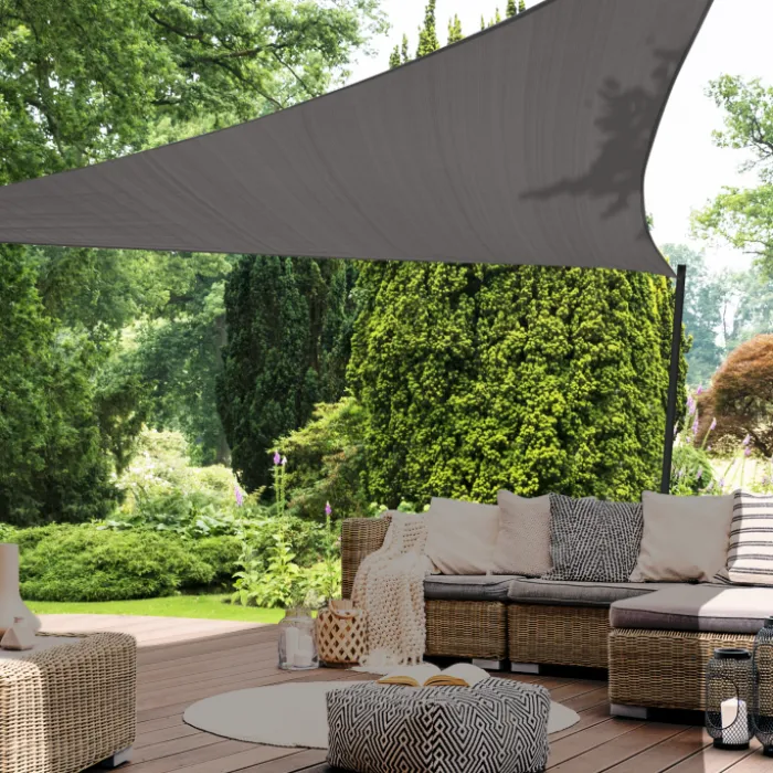 Toile ombrage triangulaire haute densité gris